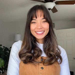 Meet your Posher, Julia